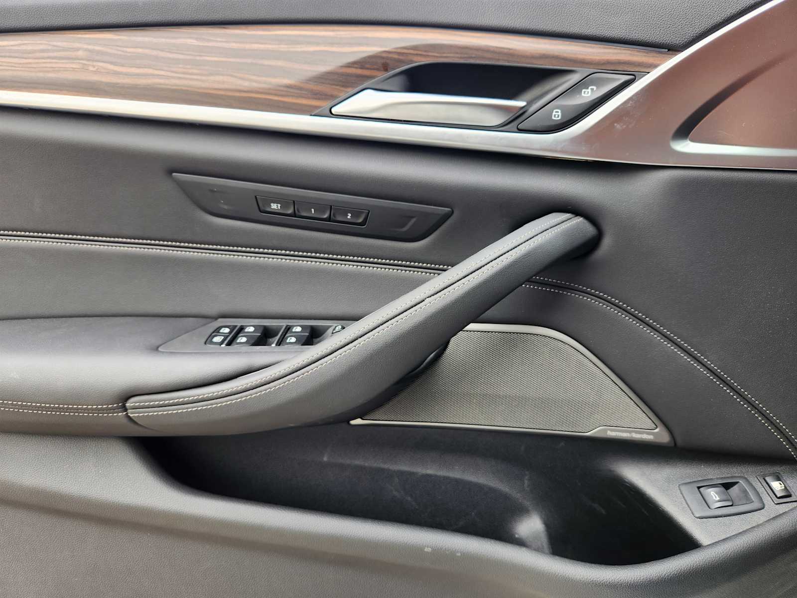 Certified Used 2023 Alpine White BMW 530e xDrive image 20