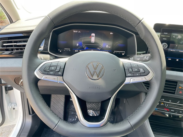 2025 Volkswagen Jetta 1.5T SE photo 32