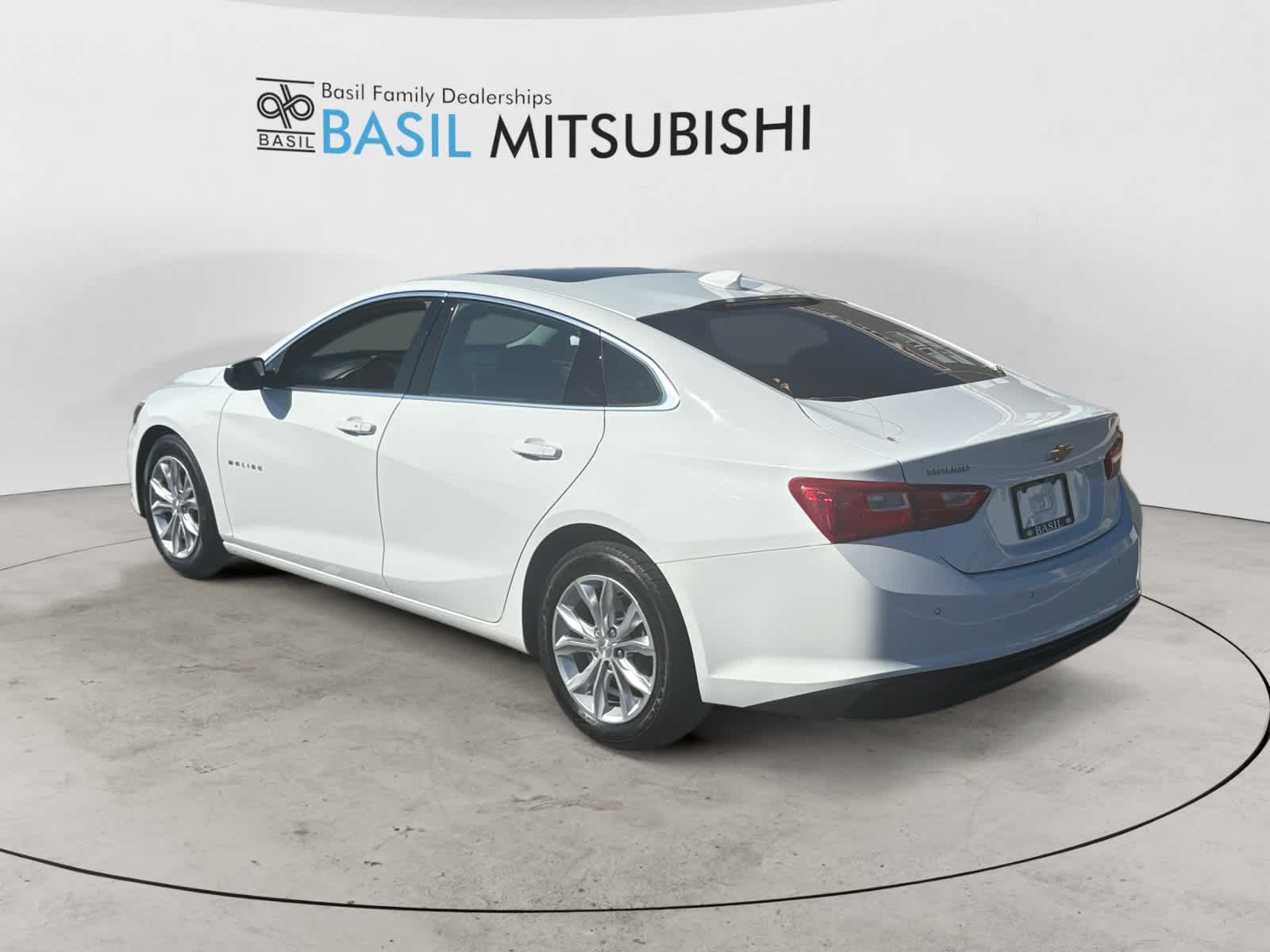 2024 Chevrolet Malibu 1LT photo 3