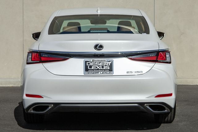 2025 Lexus ES 350 photo 4