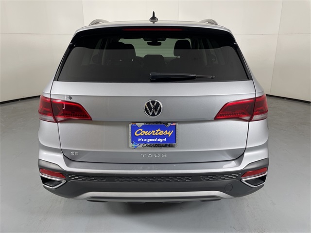 2024 Volkswagen Taos SE photo 6