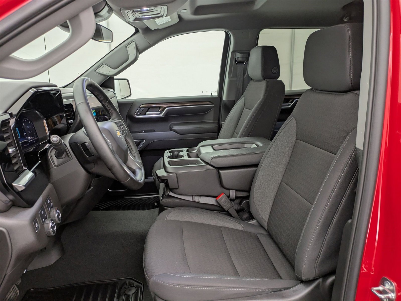 2024 Chevrolet Silverado 1500 LT photo 19