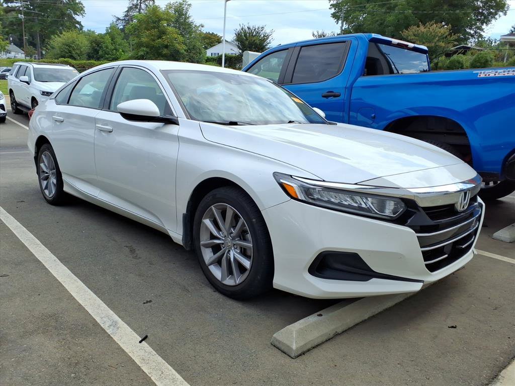 2022 Honda Accord LX 1.5T photo 3