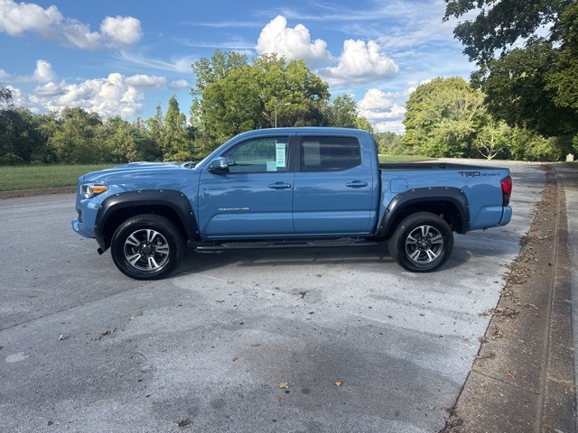 2019 Toyota Tacoma TRD Sport V6 photo 4