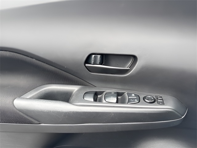 2021 Nissan Kicks S photo 20