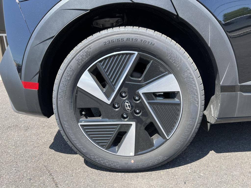 2025 Hyundai Ioniq 5 SEL photo 8