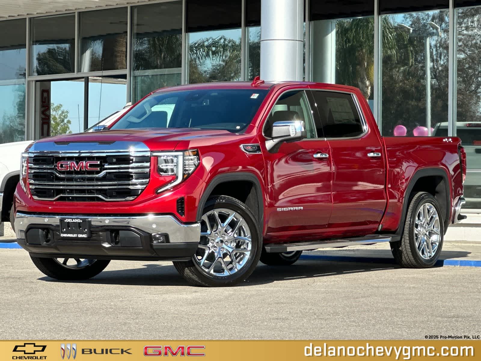 2026 GMC Sierra 1500 SLT's photo