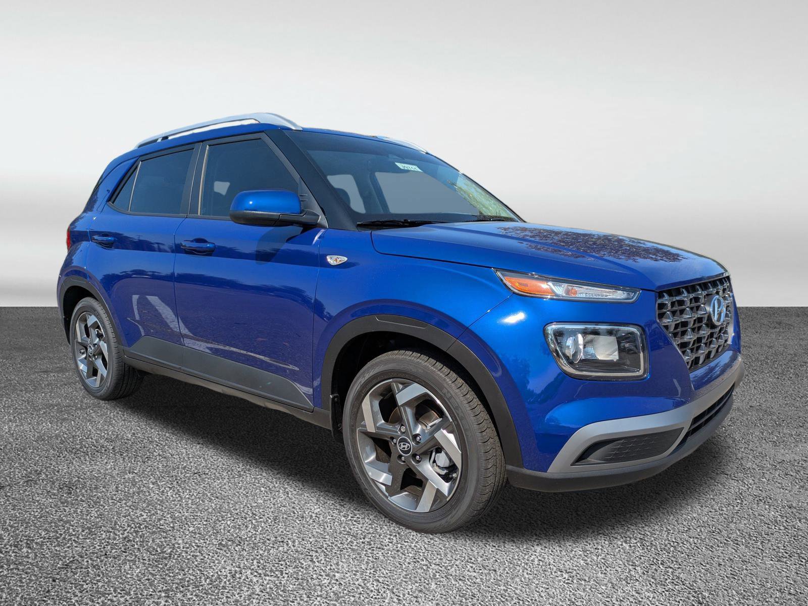 2025 Hyundai Venue SEL's photo