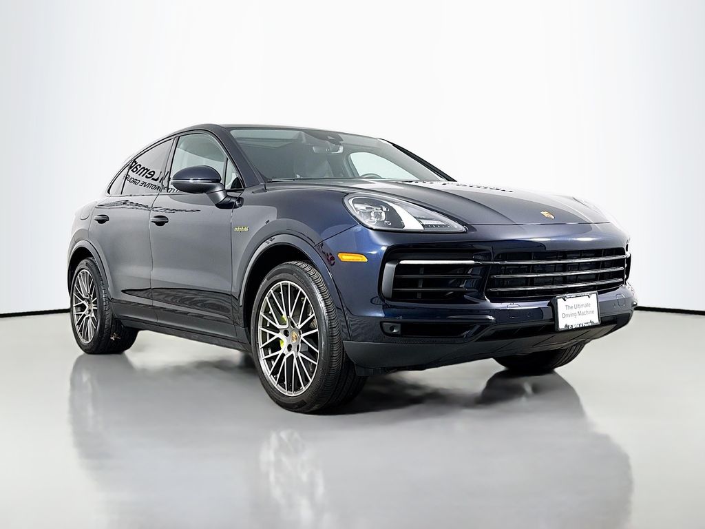 2022 Porsche Cayenne Platinum Edition