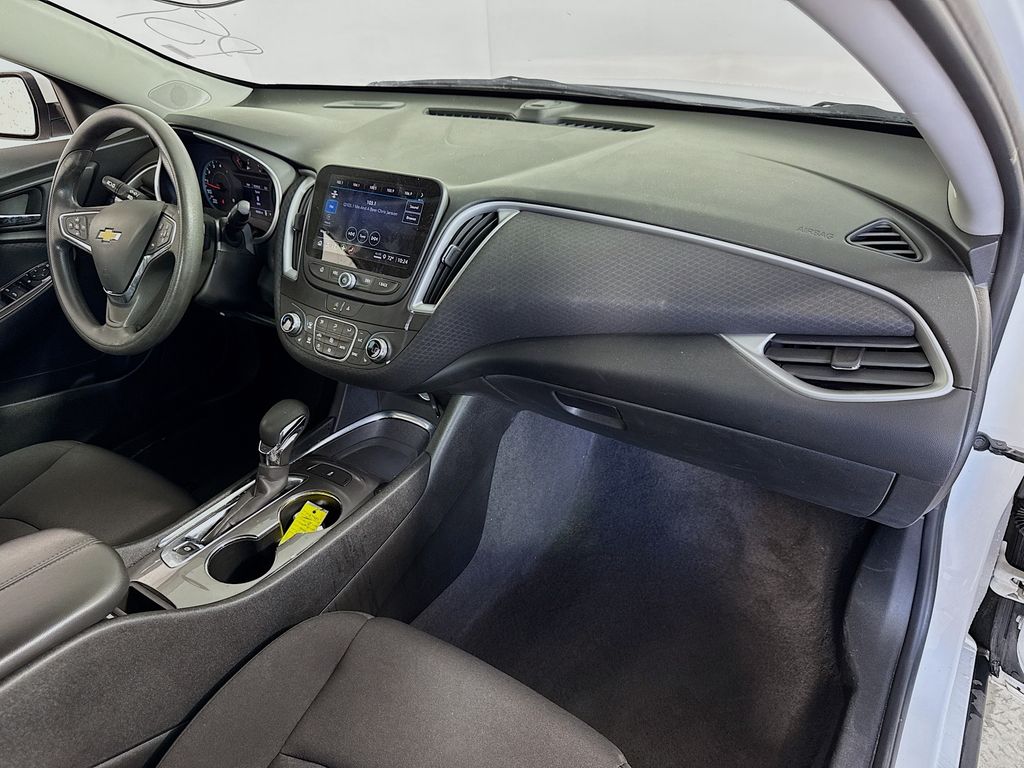 2023 Chevrolet Malibu 1LT photo 27