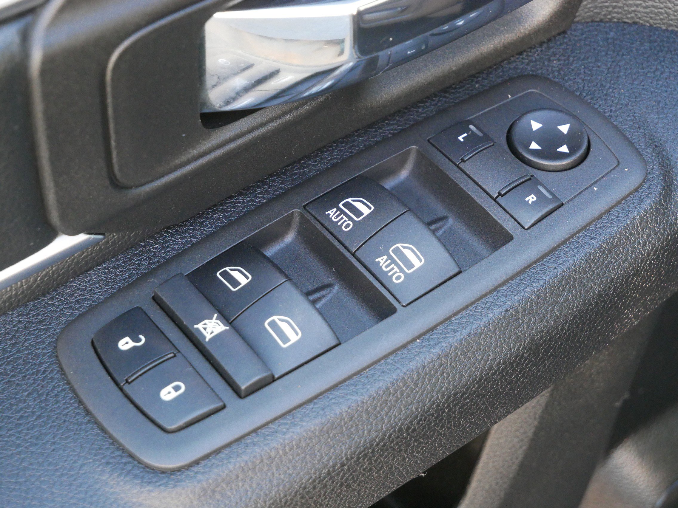 2022 Ram 1500 Classic Warlock photo 15