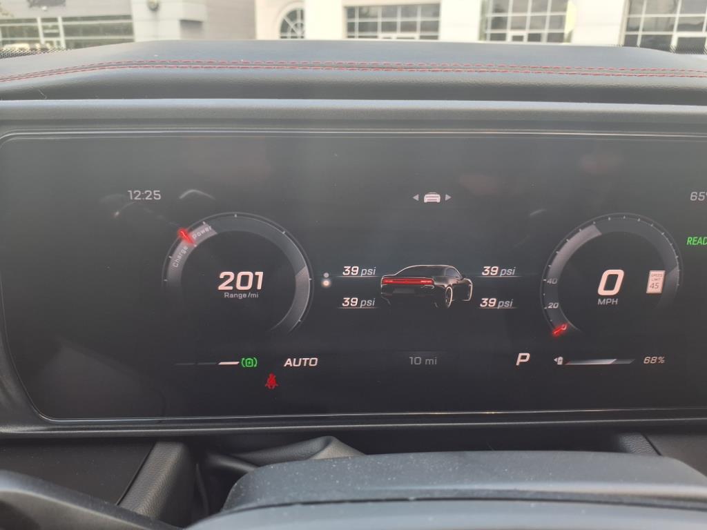 2025 Dodge Charger R/T photo 23