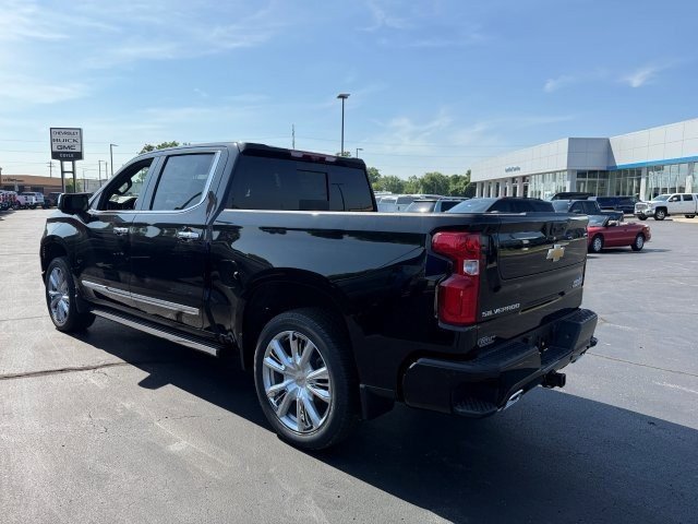 2025 Chevrolet Silverado 1500 High Country photo 4