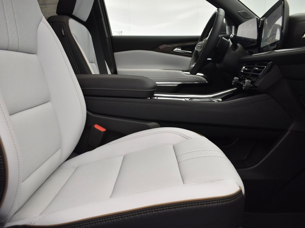 2026 Chevrolet Traverse High Country photo 19