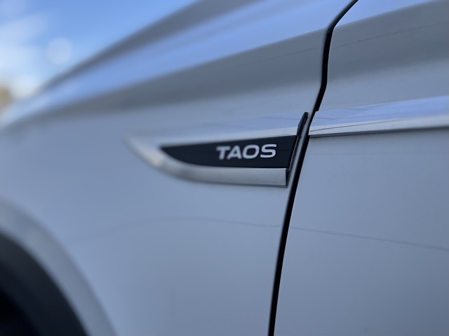 2022 Volkswagen Taos S photo 11