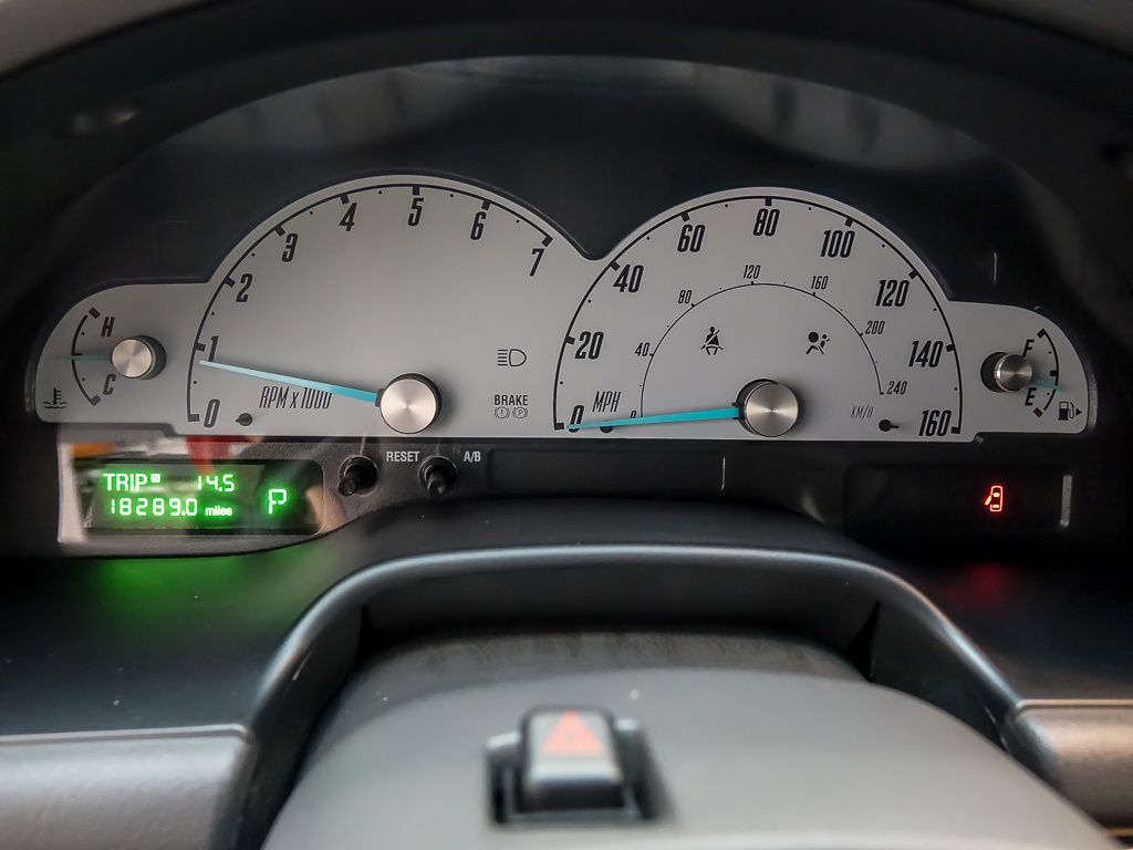 2002 Ford Thunderbird Base photo 12