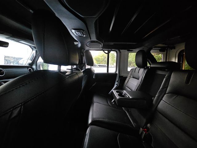 2023 Jeep Wrangler Sahara 4xe photo 4