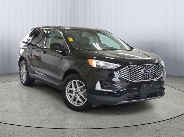 2024 Ford Edge SEL photo 2