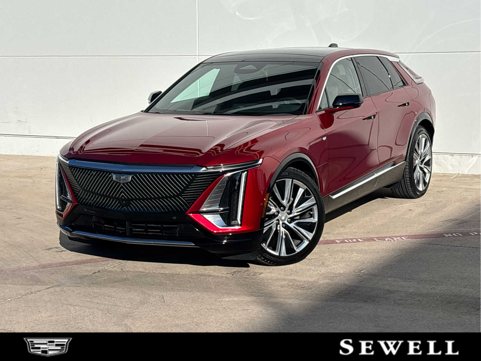 2024 Cadillac LYRIQ Luxury 3's photo