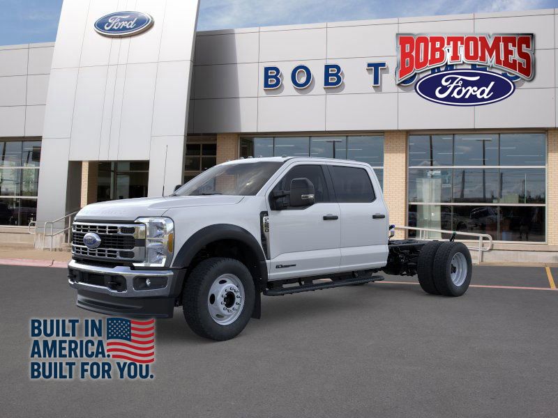 2025 Ford F-550 Super Duty Chassis Cab XL's photo