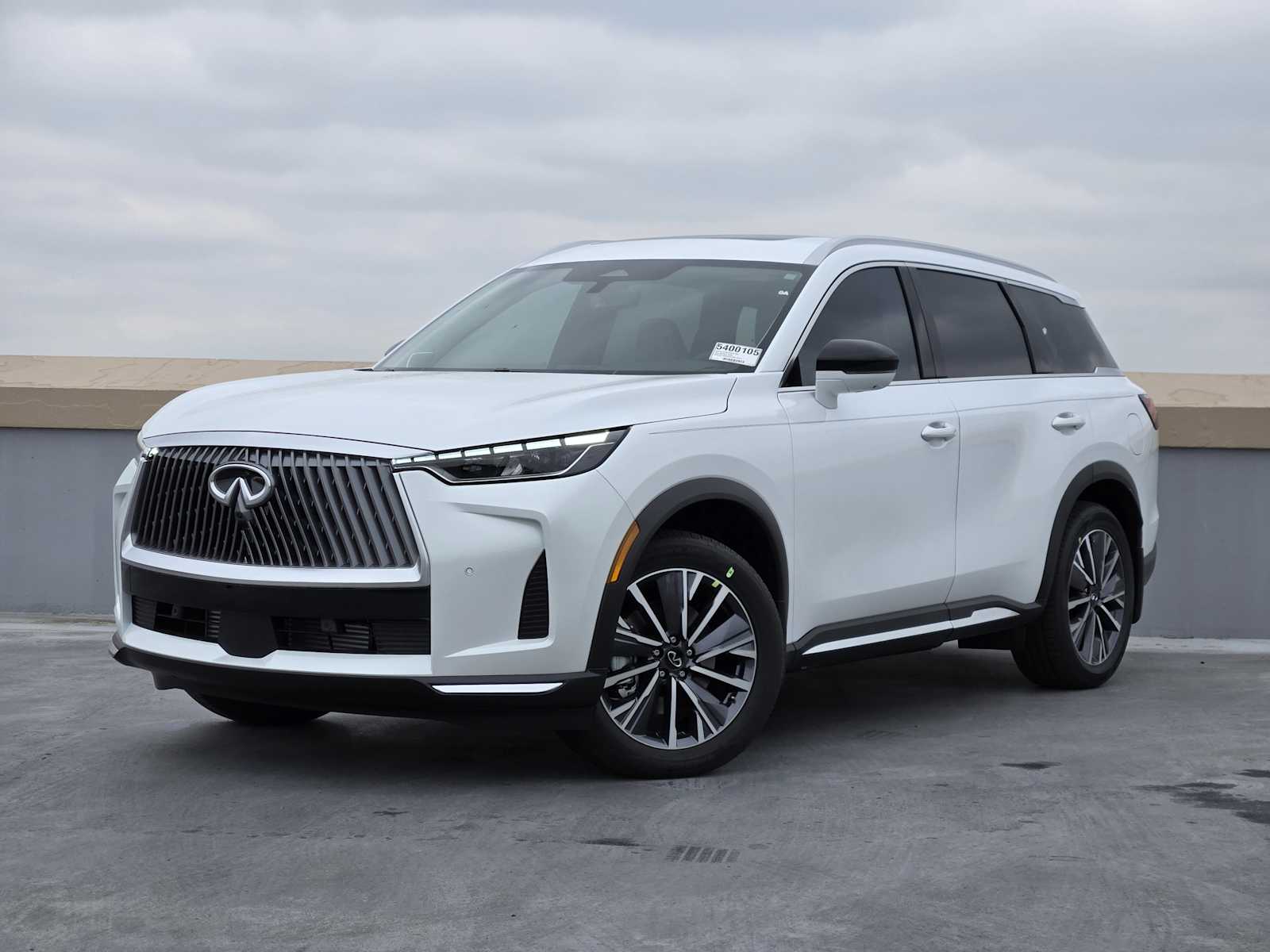 2026 INFINITI QX60 LUXE's photo