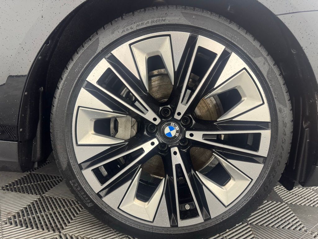 2024 Bmw 540i xDrive photo 13
