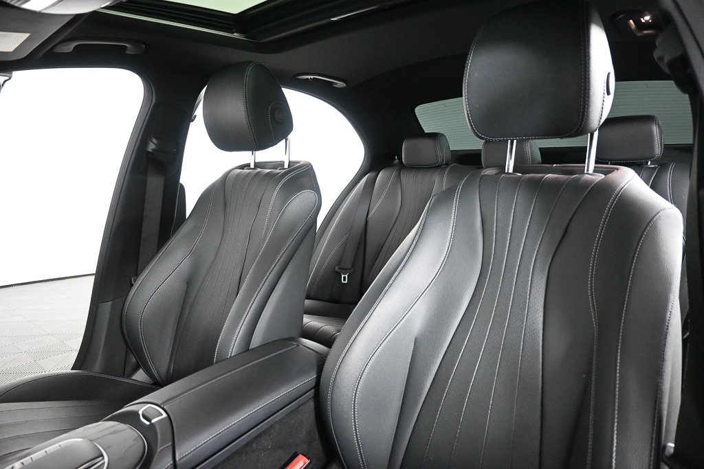 2022 Mercedes Benz E 350 Sedan photo 3