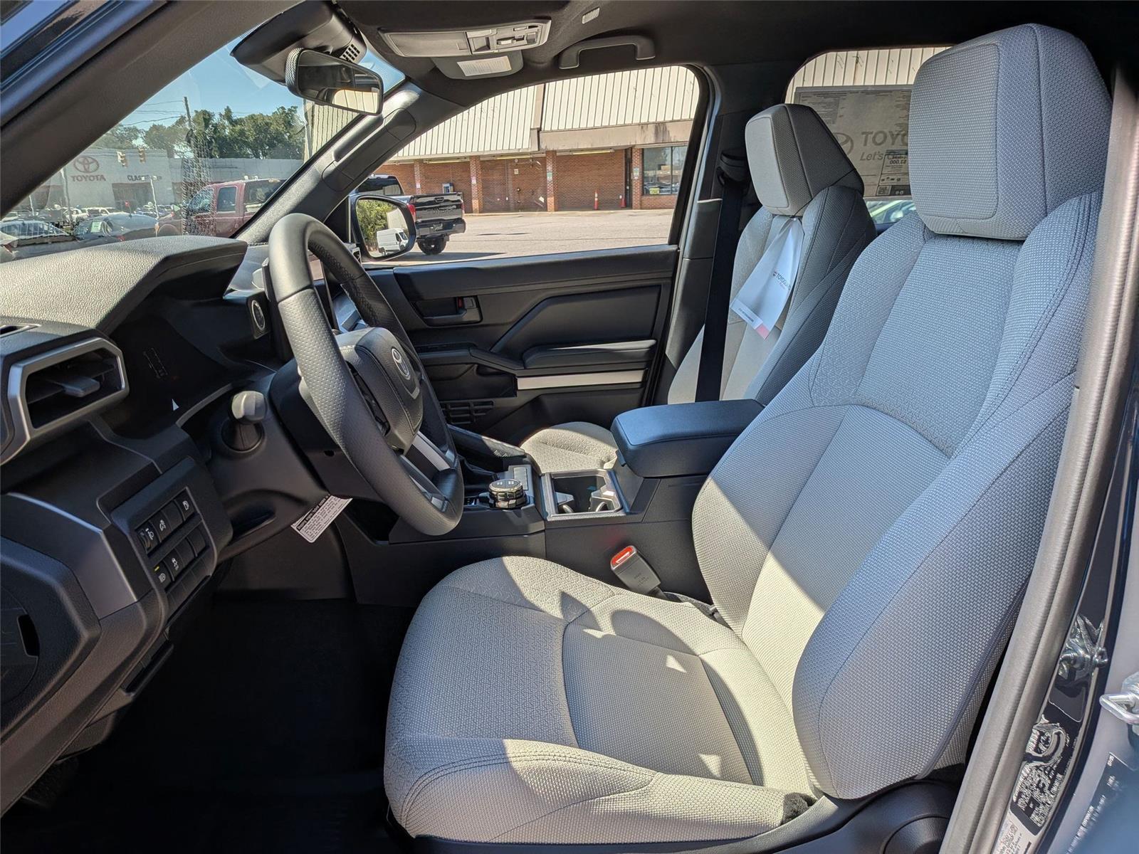 2025 Toyota 4Runner SR5 photo 14