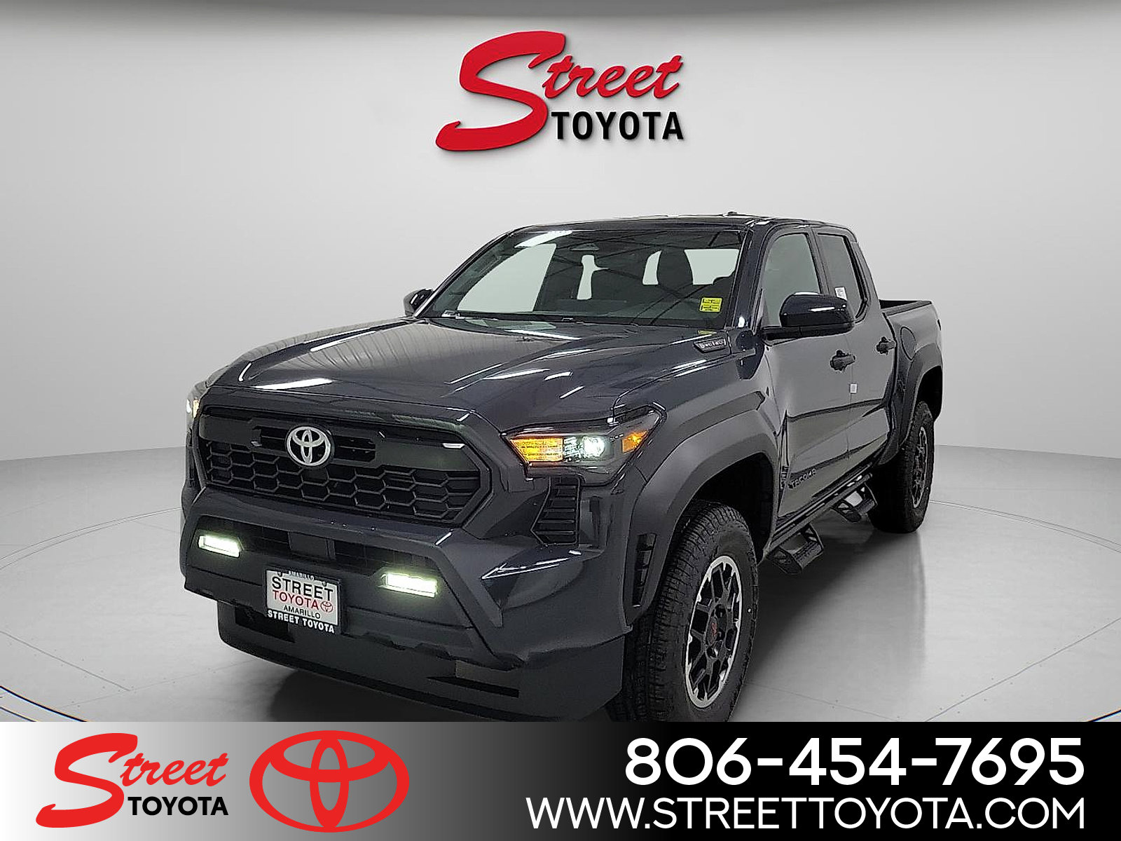2025 Toyota Tacoma TRD Off Road's photo
