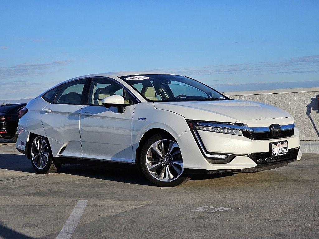 2018 Honda Clarity Plug-In Hybrid photo 2
