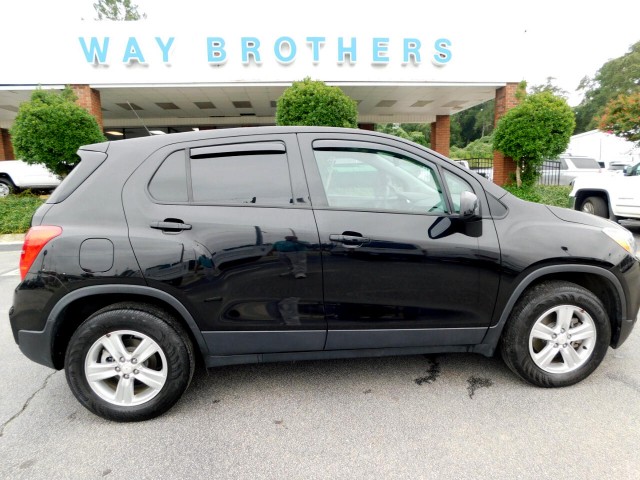 2022 Chevrolet Trax AWD 4DR LS