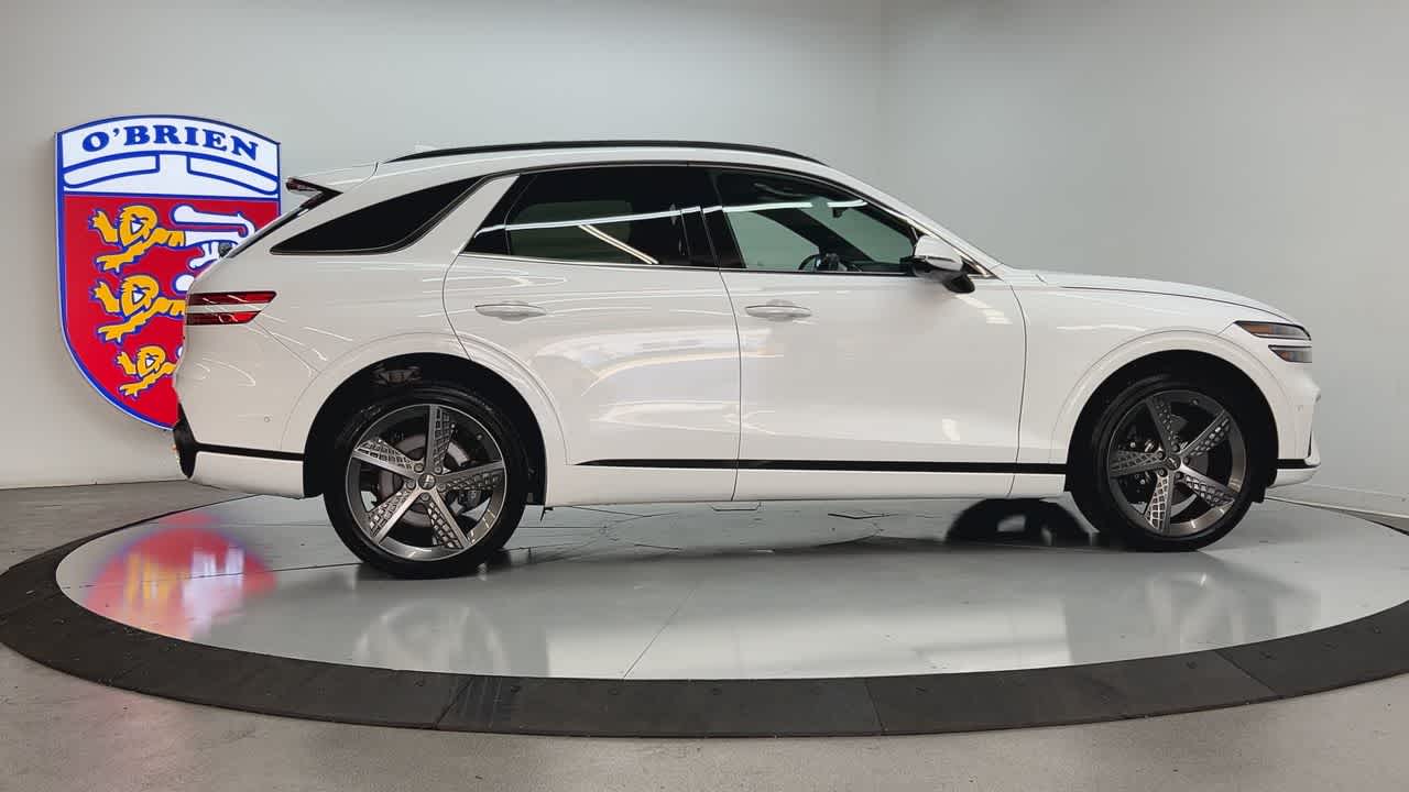 2025 Genesis GV70 3.5T Sport photo 4