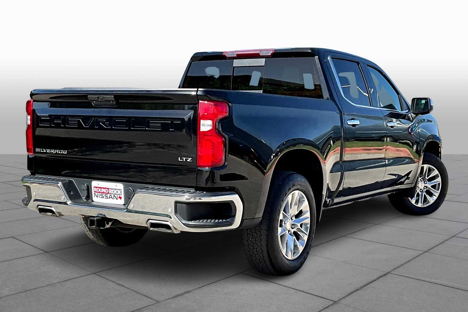 2022 Chevrolet Silverado 1500 LTZ photo 11