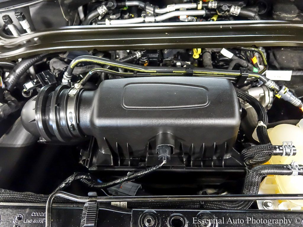 2023 FORD EXPLORER - Image 30