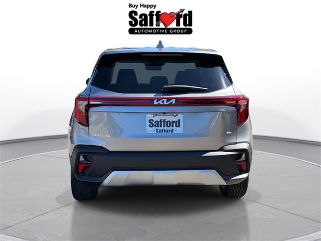 2026 Kia Seltos LX photo 3