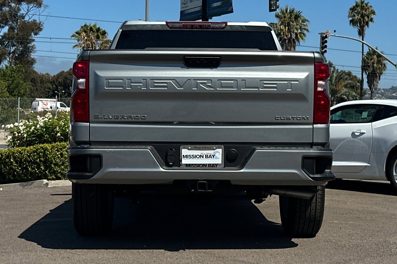 2025 Chevrolet Silverado 1500 Custom photo 5