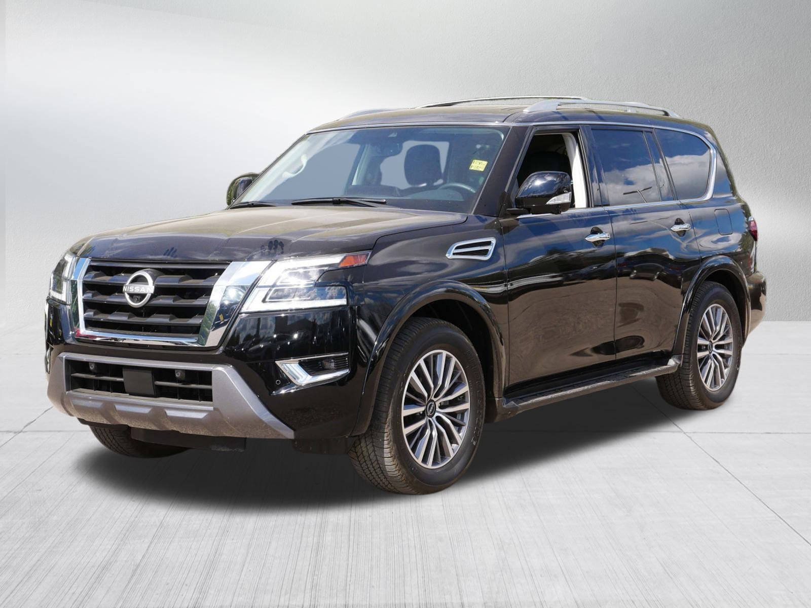 2024 Nissan Armada SL photo 3