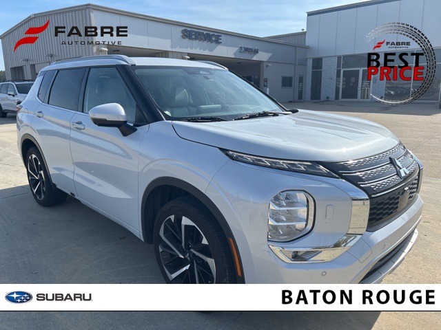 2022 Mitsubishi Outlander SEL's photo