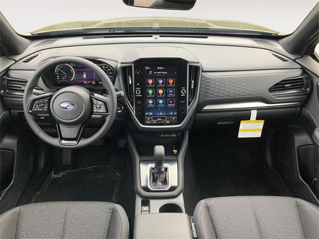 2025 Subaru Forester Premium photo 9