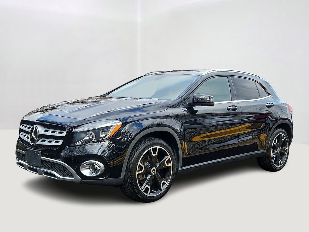 2018 Mercedes-Benz GLA-Class GLA250's photo