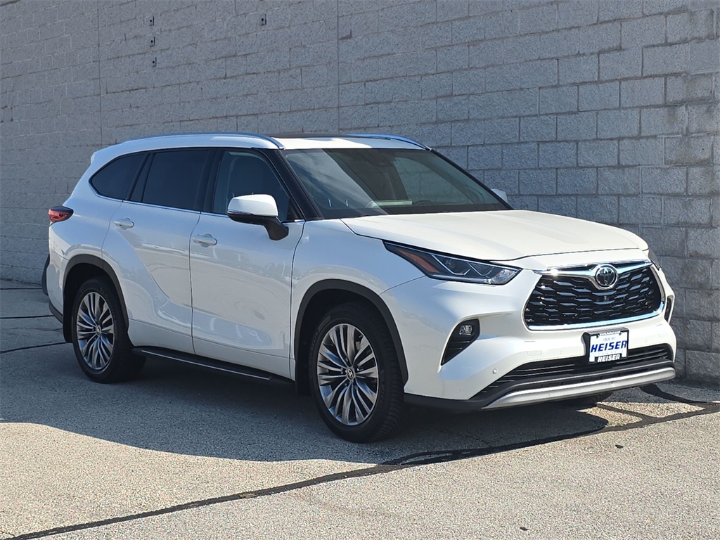 2020 Toyota Highlander Platinum photo 14