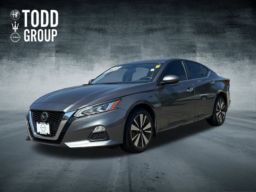 2022 Nissan Altima 2.5 SV