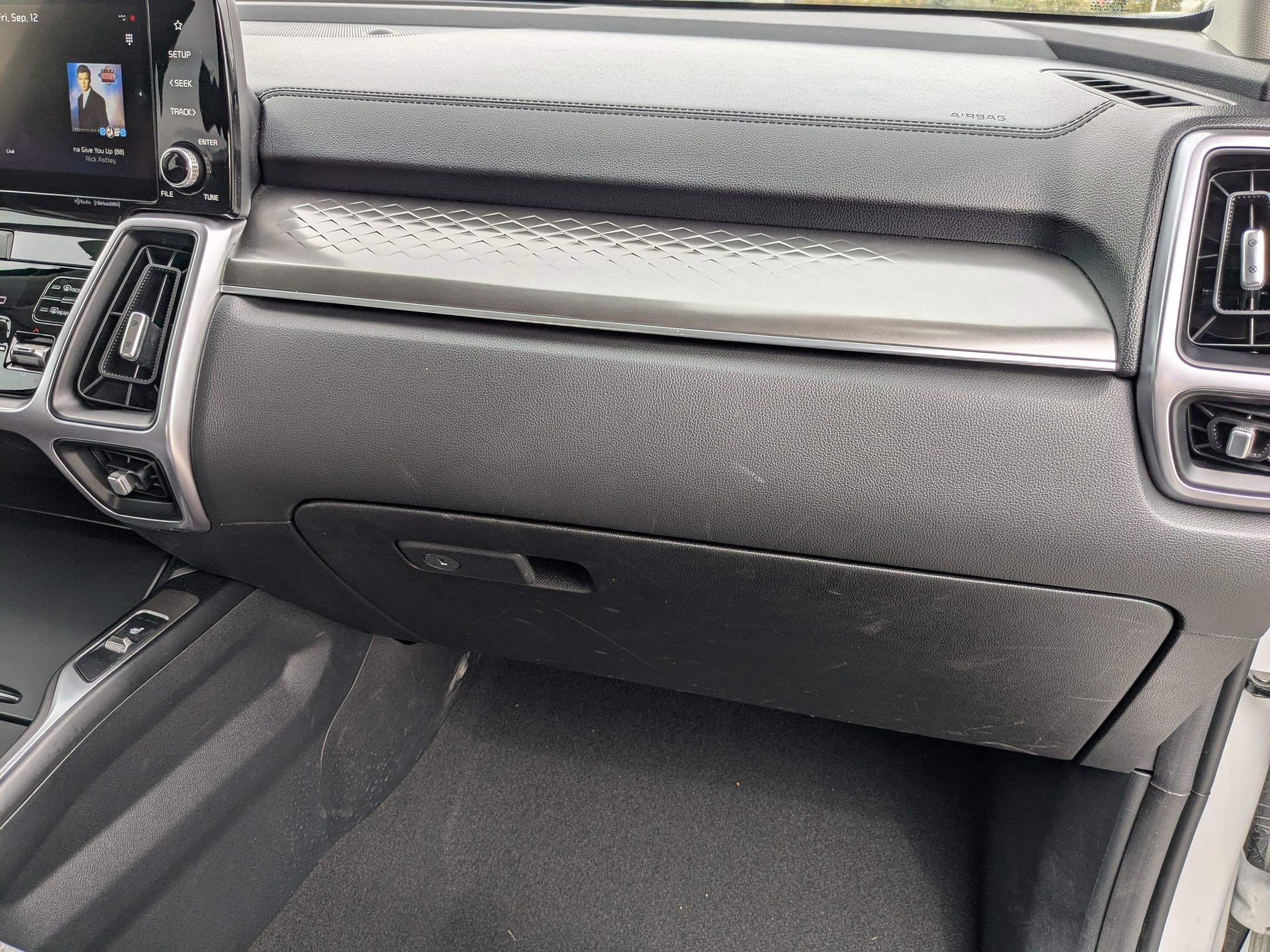 2023 Kia Sorento Hybrid EX photo 19