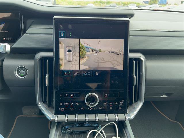 2024 Gmc Acadia AT4 photo 26