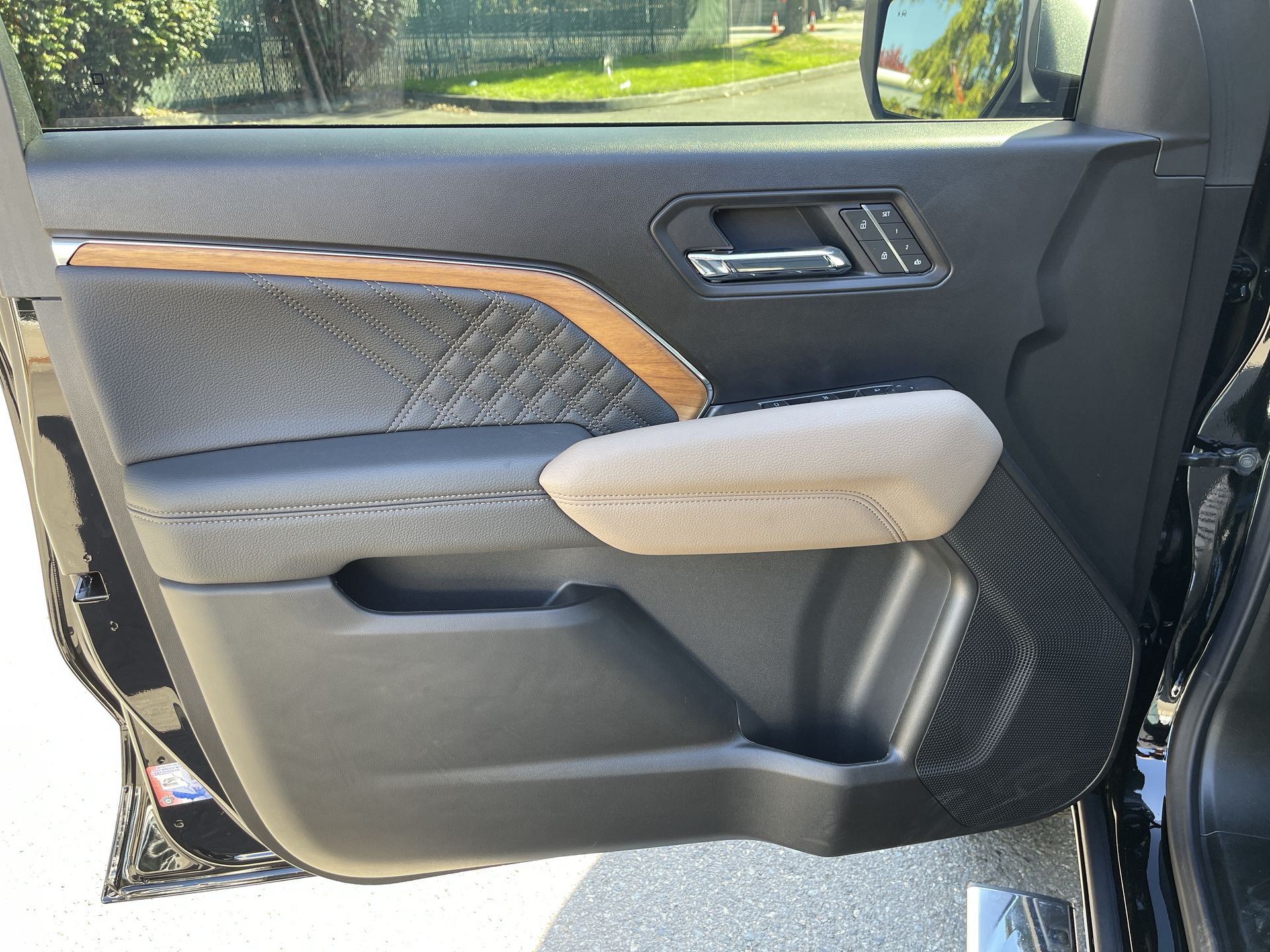 2026 Gmc Canyon Denali photo 23