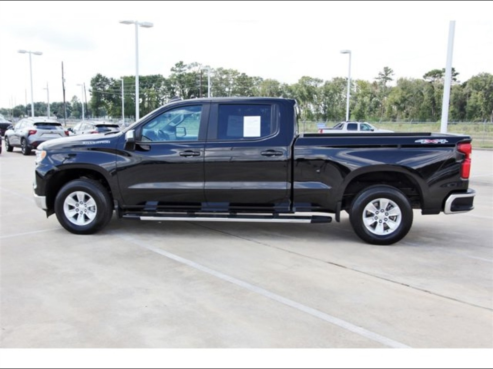 2024 Chevrolet Silverado 1500 LT - 2