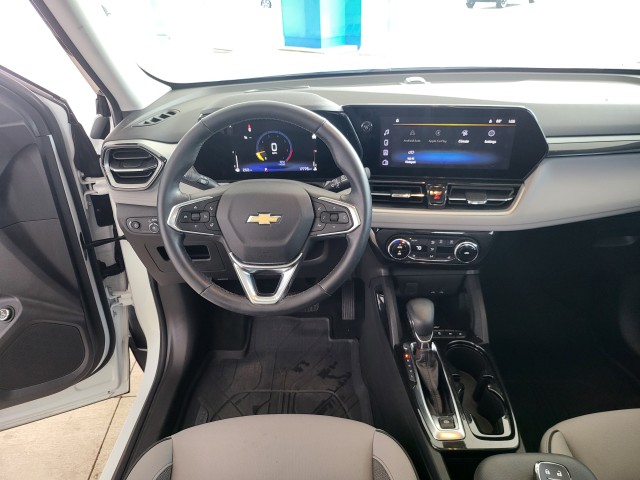 2024 Chevrolet Trailblazer LT photo 4