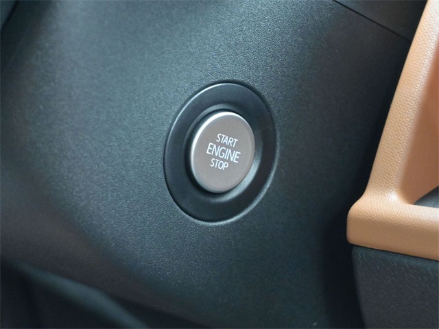 2025 Volkswagen ID. Buzz Pro Plus photo 10