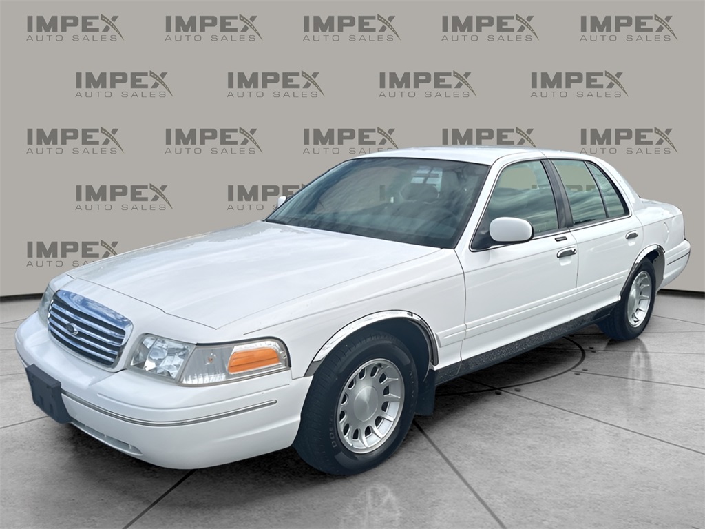 1998 Ford Crown Victoria Base