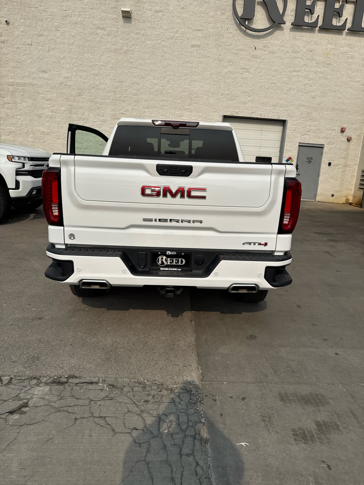 2022 Gmc Sierra 1500 AT4 photo 3